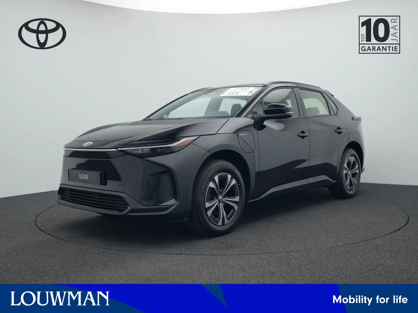 Toyota bZ4X Active 71 kWh *DIRECT LEVERBAAR* '’gratis metallic Zwart - 1