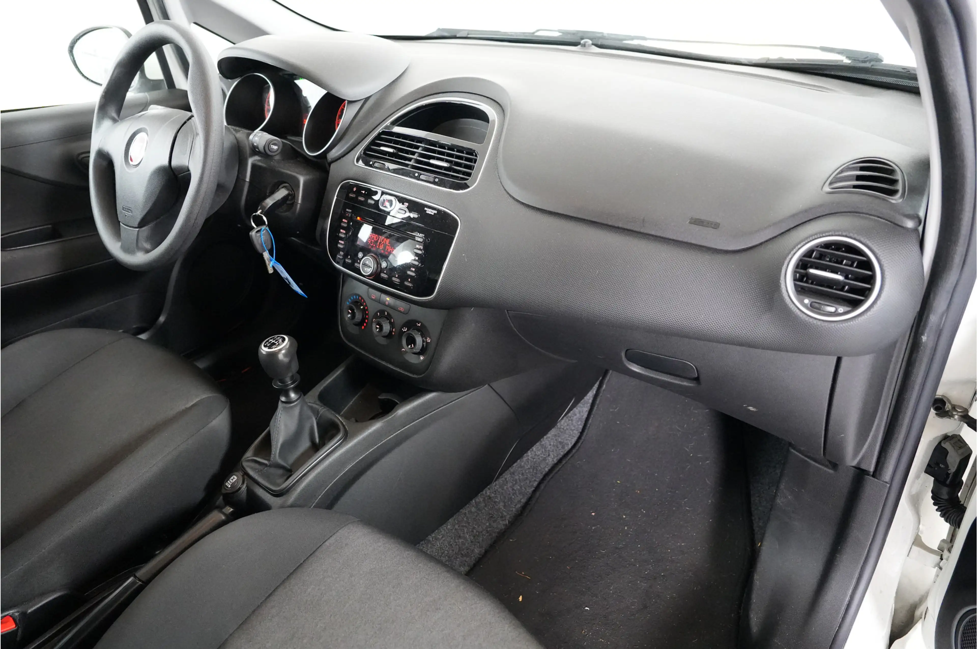 Fiat Punto Evo 1.2 Lounge | Trekhaak | Airco | LMV | — photo 17