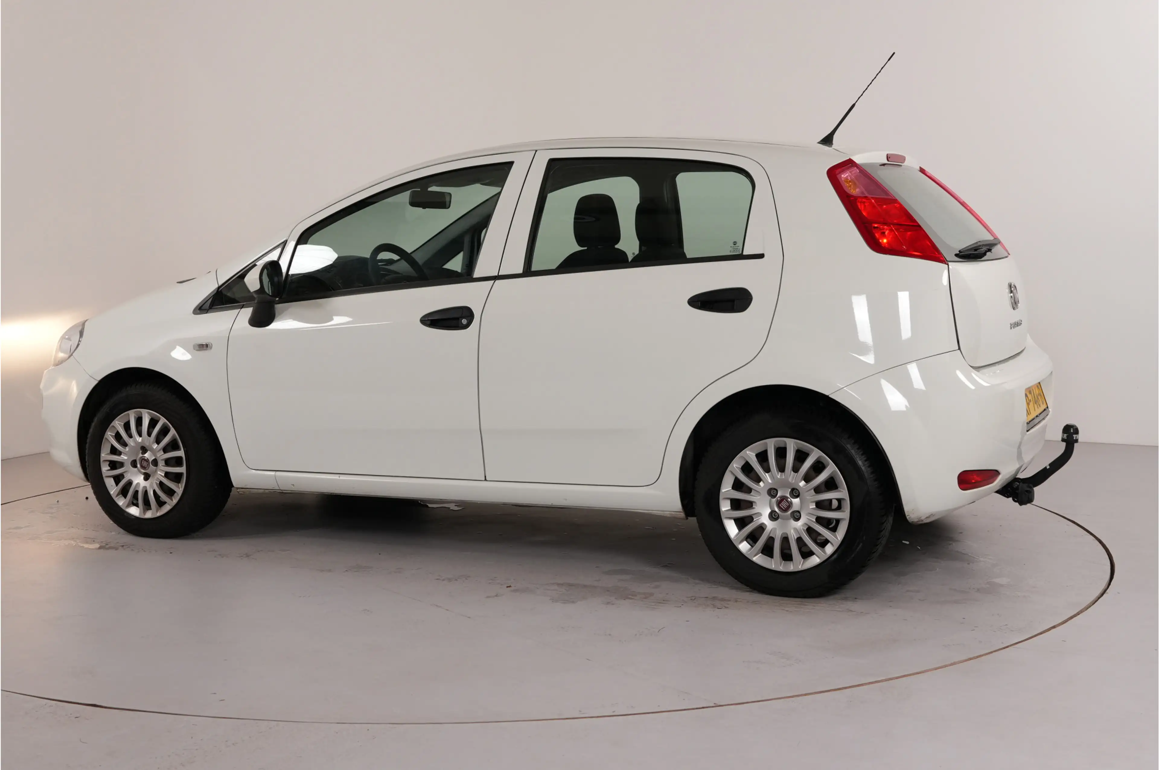 Fiat Punto Evo 1.2 Lounge | Trekhaak | Airco | LMV | — photo 12