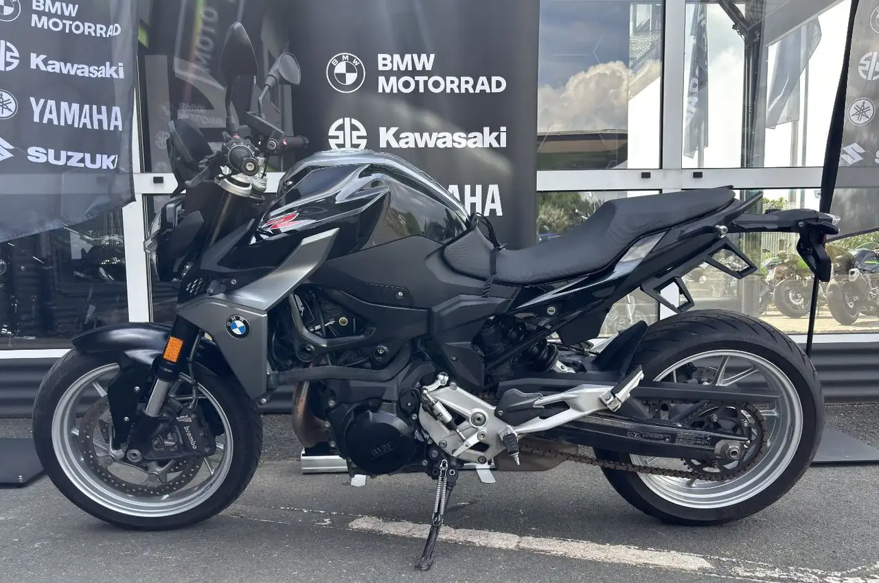 BMW F 900 R