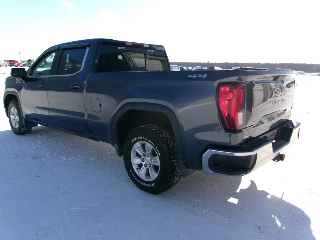 GMC Sierra 1500 снимка GMC Sierra 1500