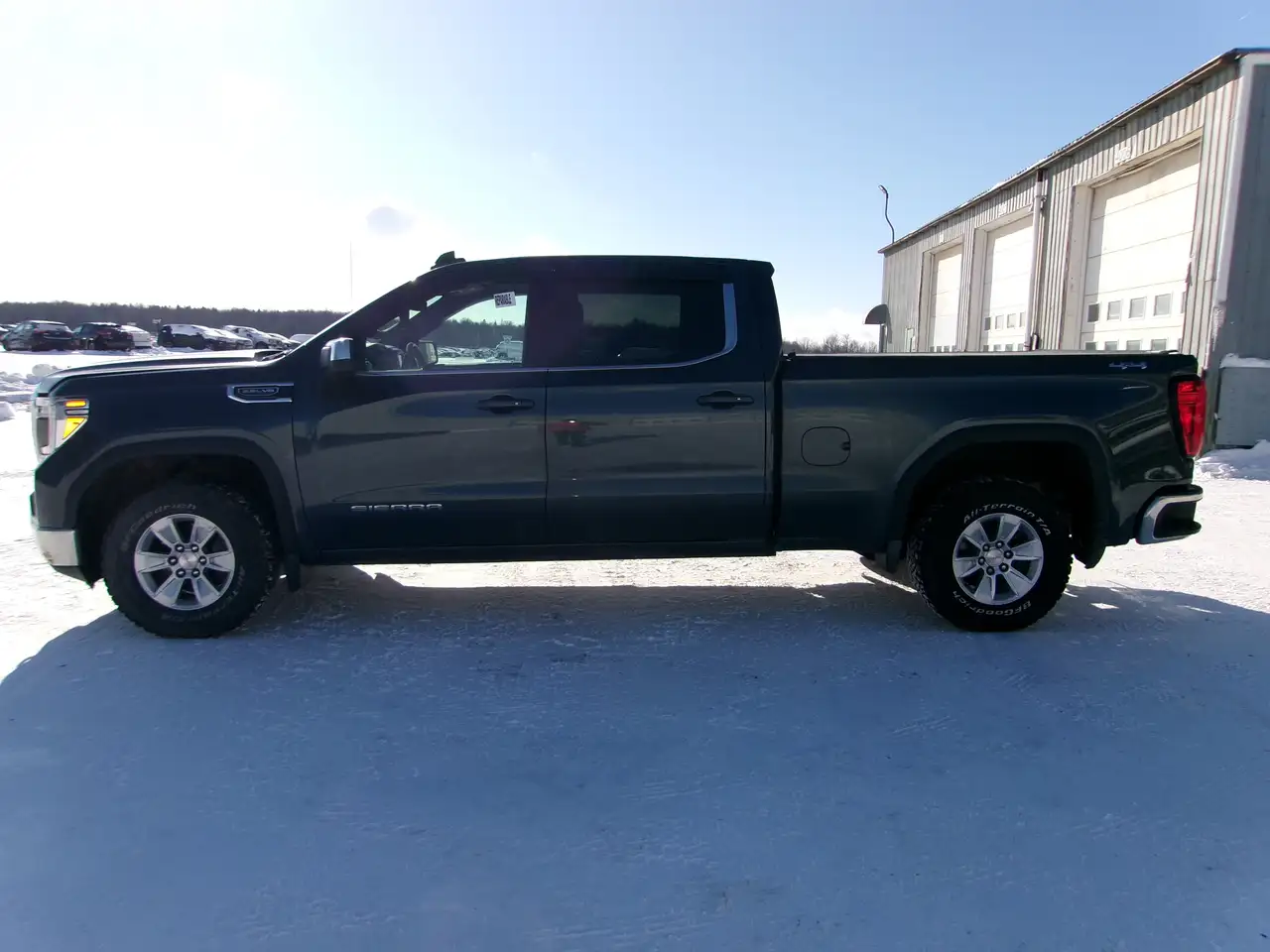 GMC Sierra 1500 снимка GMC Sierra 1500