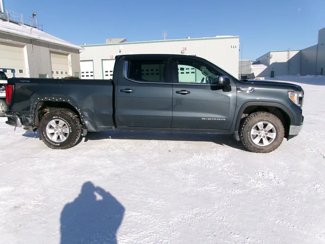 GMC Sierra 1500 снимка GMC Sierra 1500