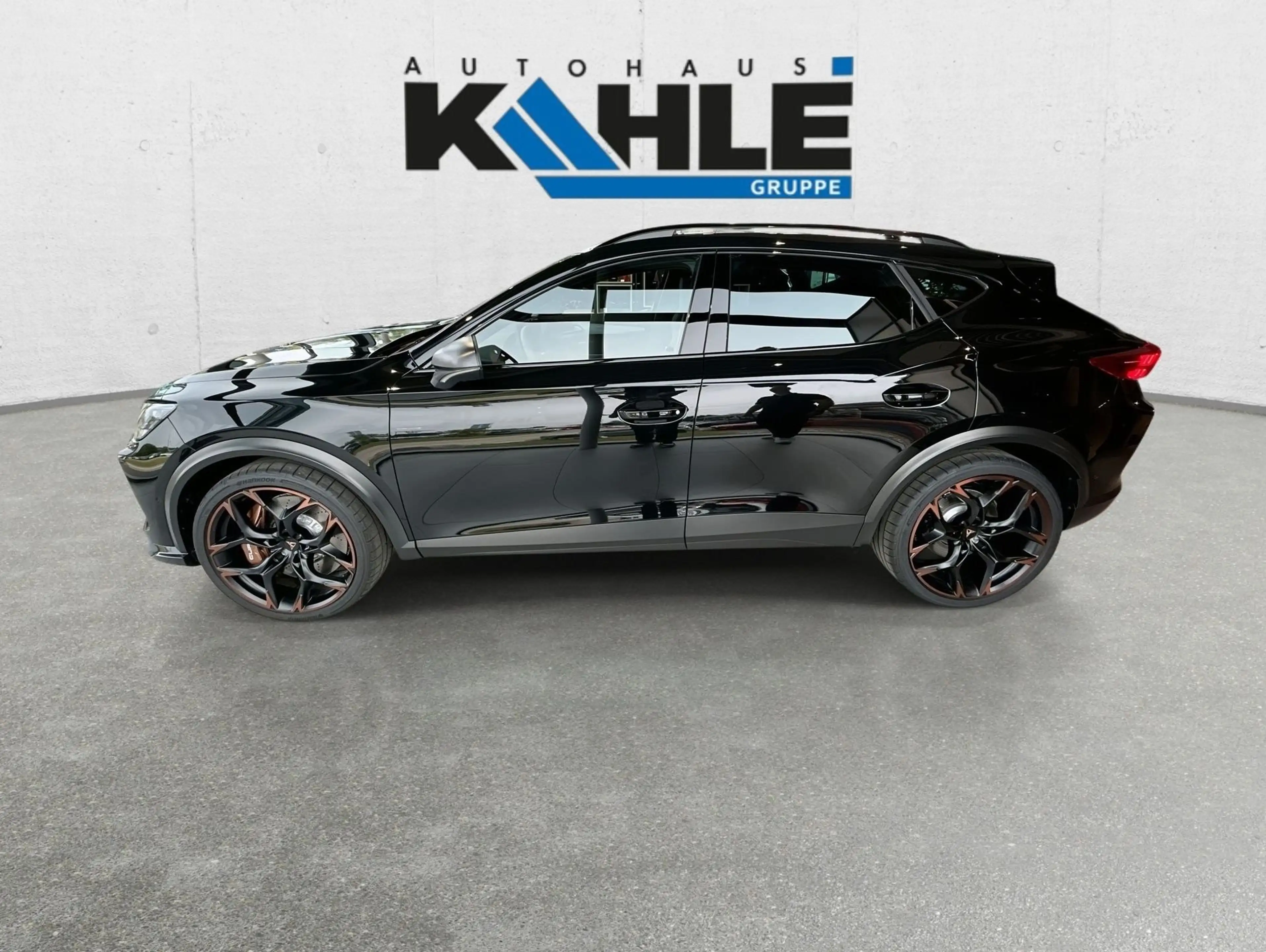 CUPRA Formentor VZ5 Formentor 2.5 TSI 4Drive W VZ5 Pano Matrix ACC — photo 4
