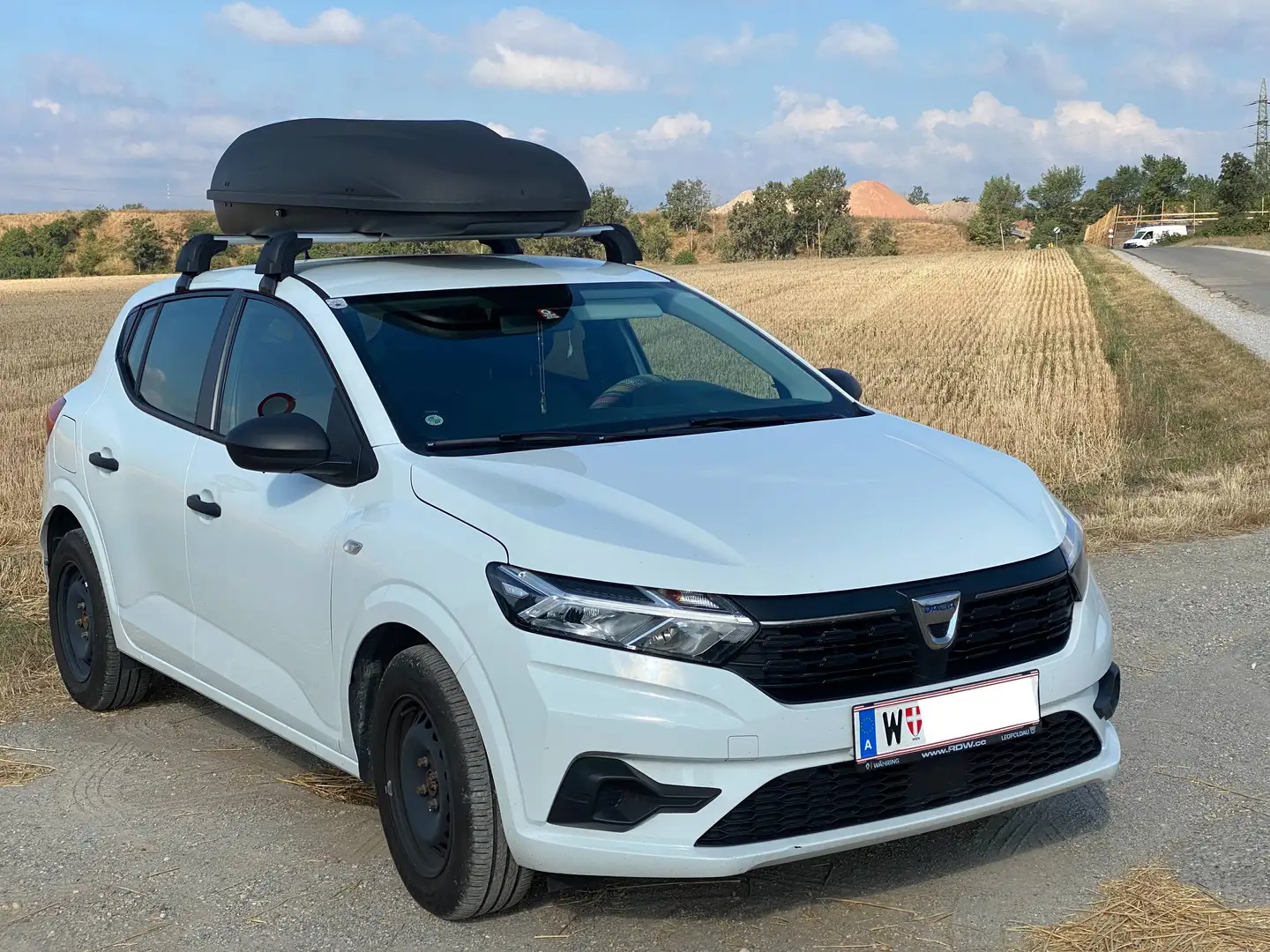 Dacia Sandero Sandero Essential SCe 65 Essential Weiß - 1