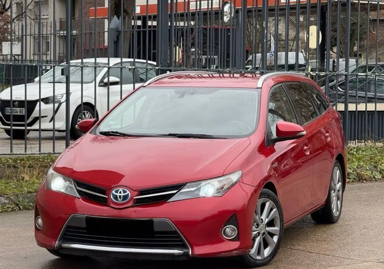 Toyota Auris Hybride annÃ©e 2014 POUR EXPORT