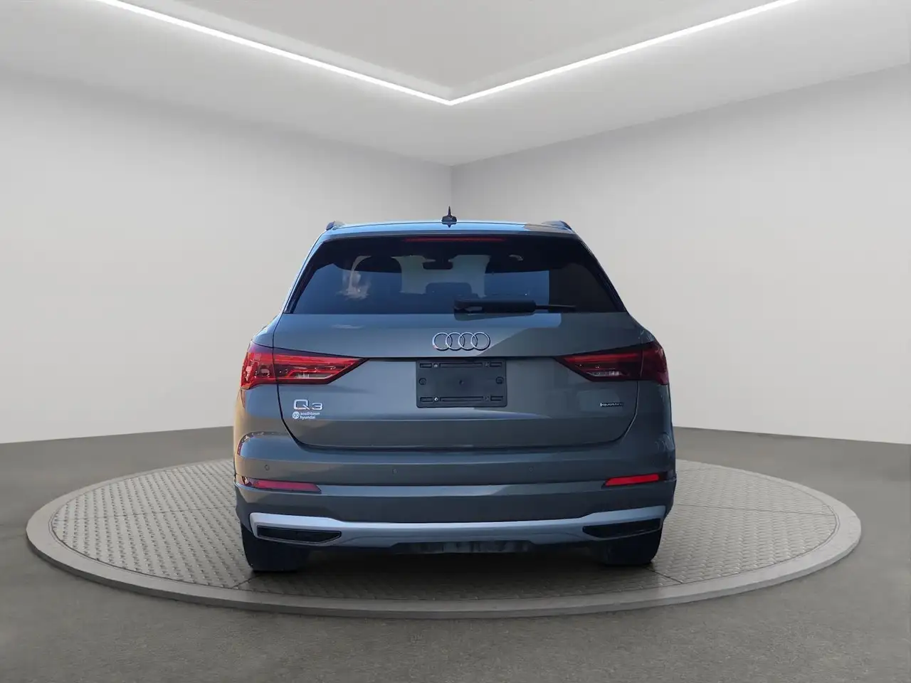 Audi Q3 снимка Audi Q3