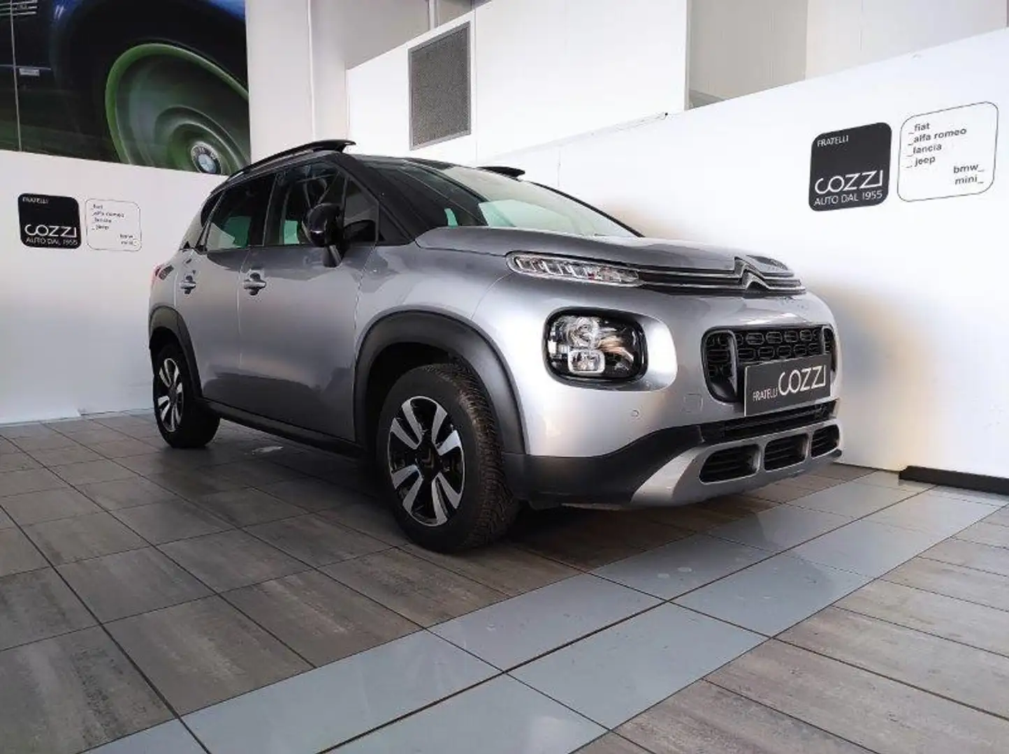 Citroen C3 Aircross 1ª s. - C3 Aircross PureTech 130 S&S EAT6 Shine Argento - 1