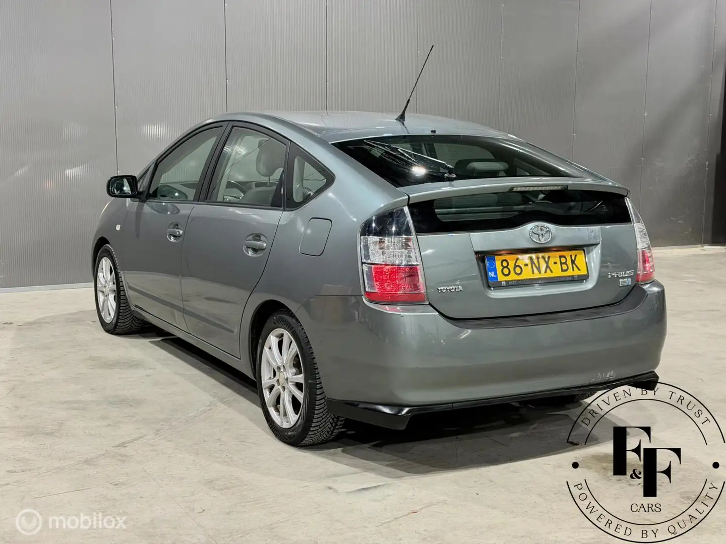 Toyota Prius 1.5 VVT-i | Cruise | Goed onderhouden Grün - 2