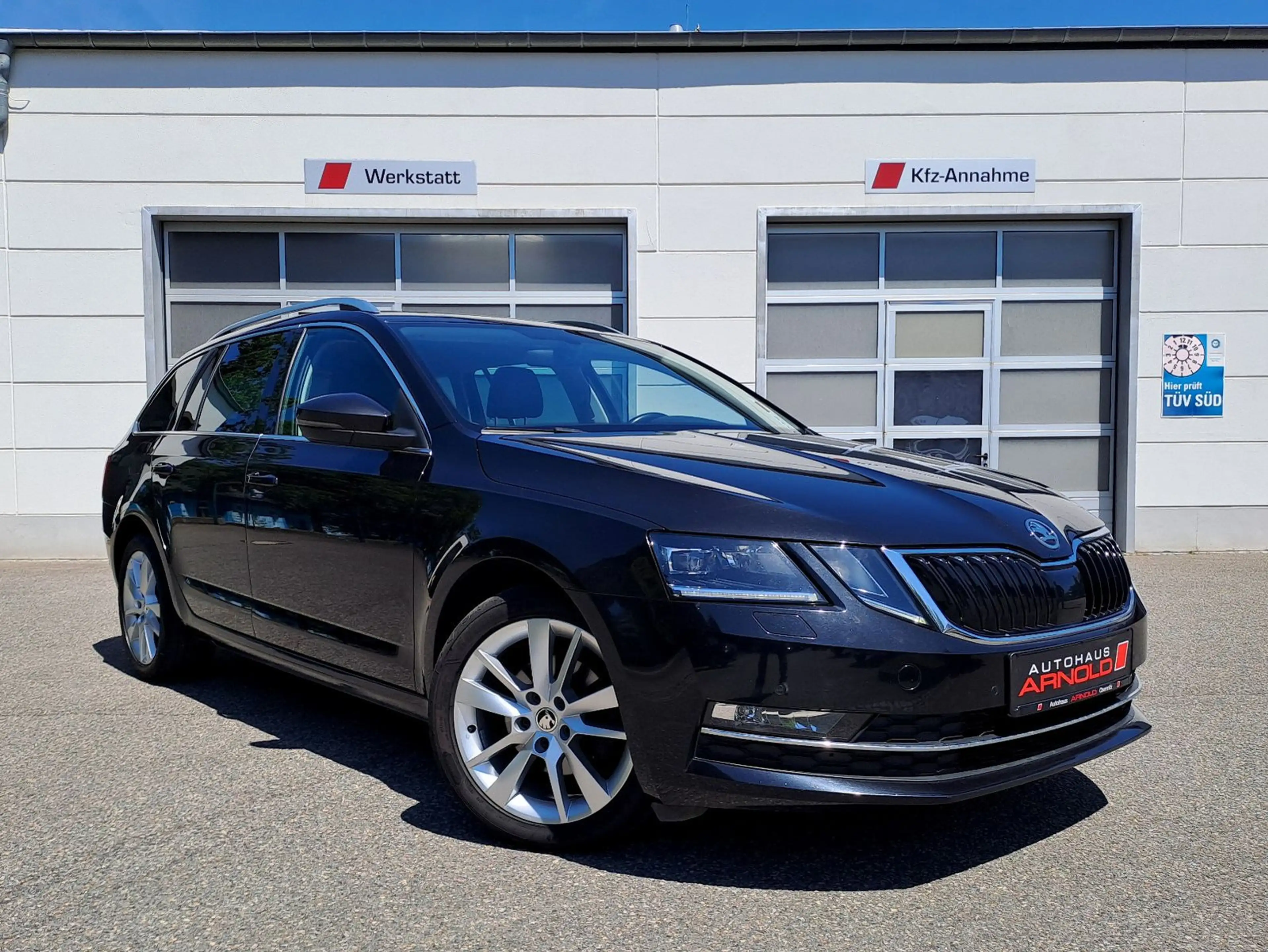 Skoda Octavia Combi 2.0 TDI DSG (LED,AHZV,Mirror Link) — photo 2