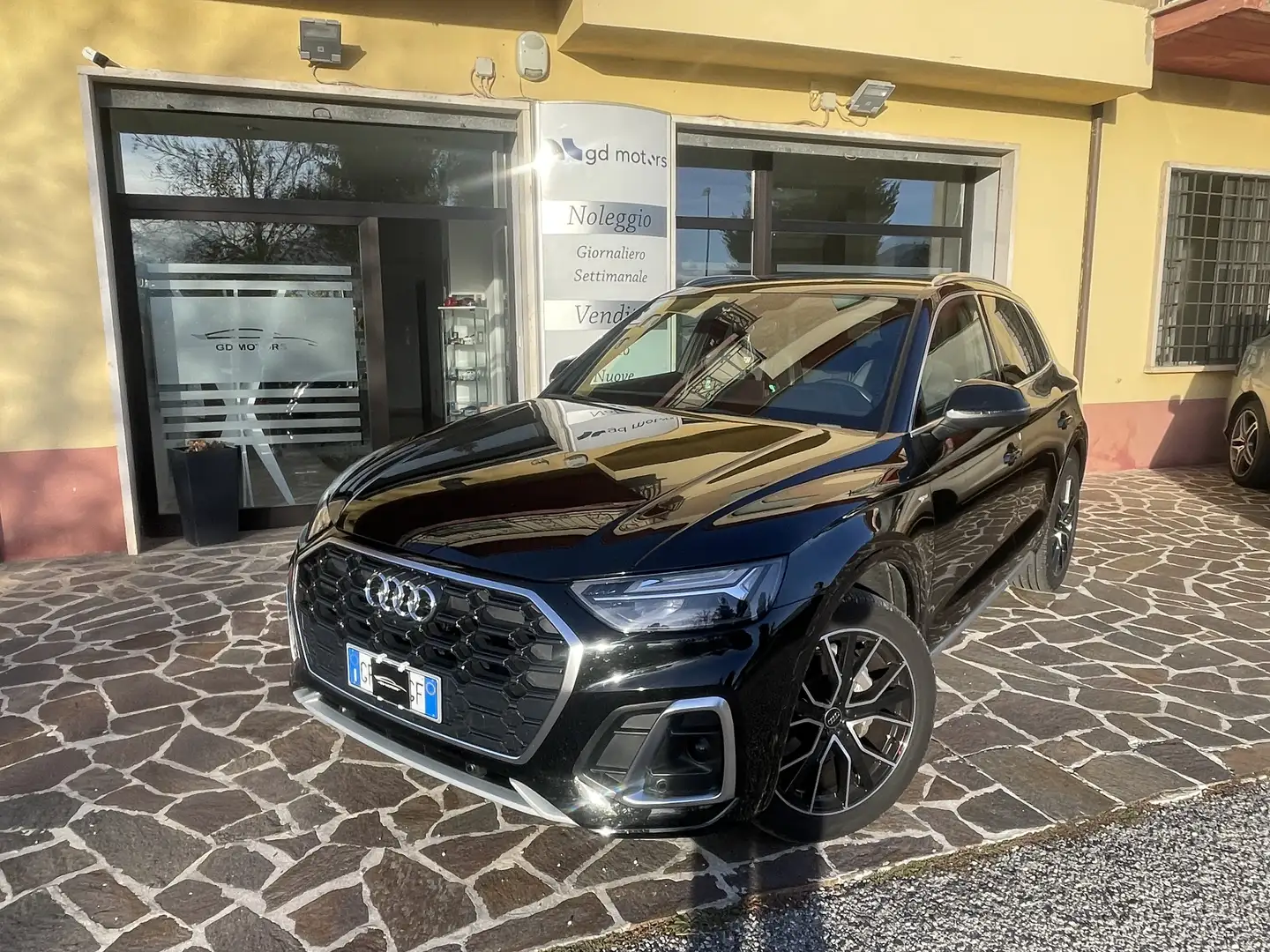 Audi Q5 Q5 2020 40 2.0 tfsi mhev S line quattro s-tronic Nero - 2