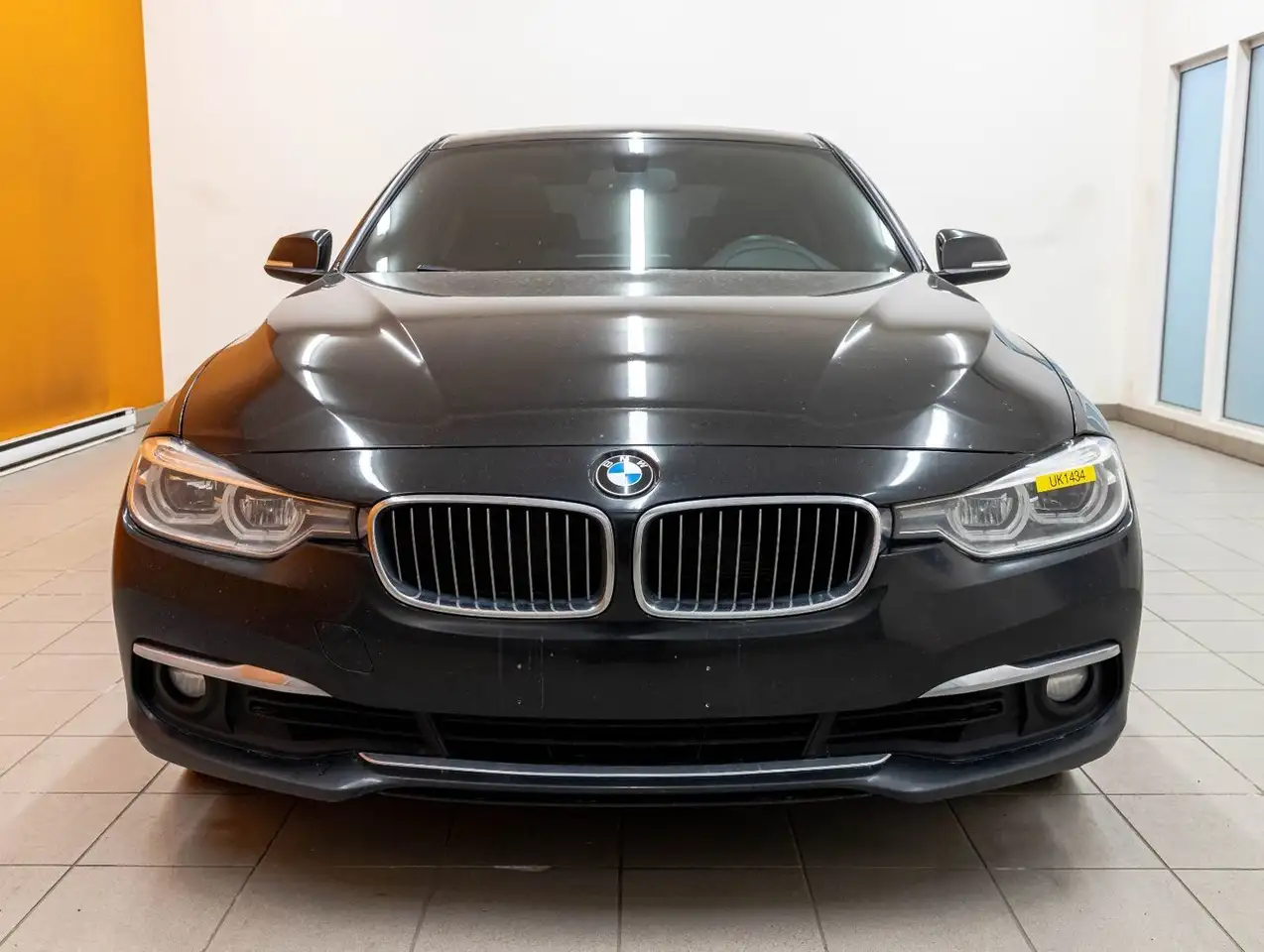 BMW 3 Series снимка BMW 3 Series
