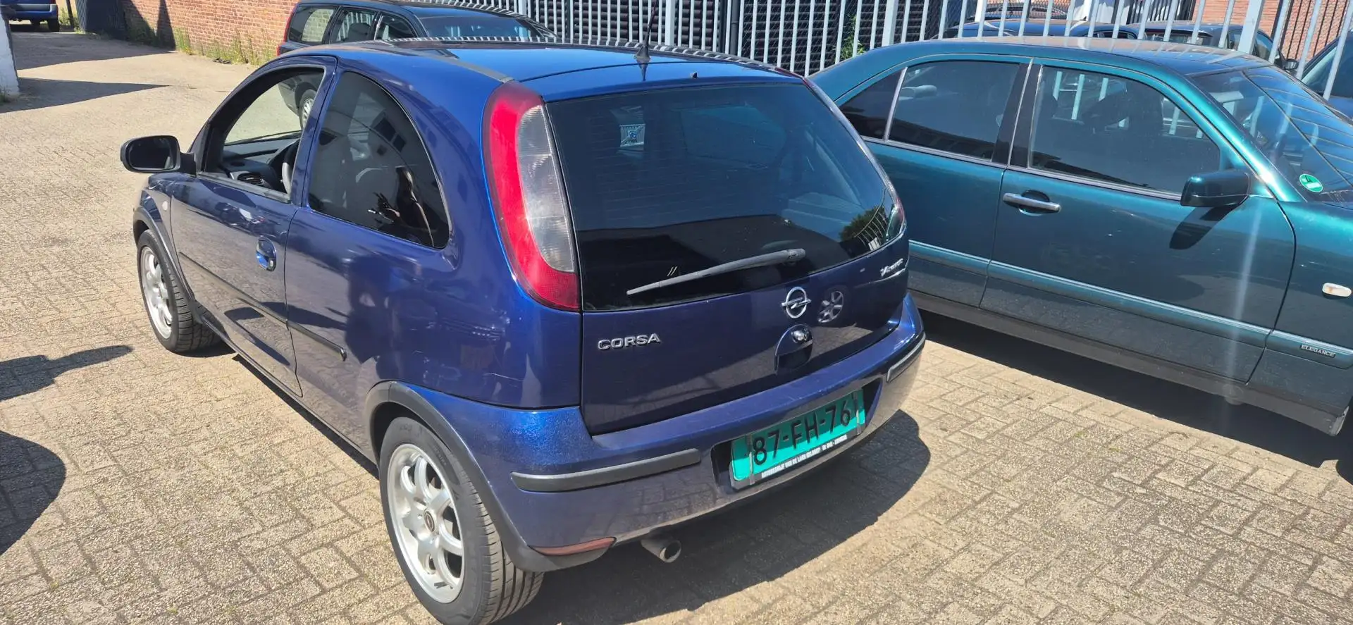 Opel Corsa 1.4-16V Essentia inruil koopje Azul - 2
