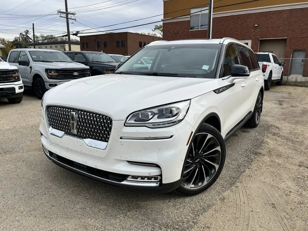 2020 Lincoln Aviator Reserve | Ambient Lightning | Garage Door Opener | — photo 2