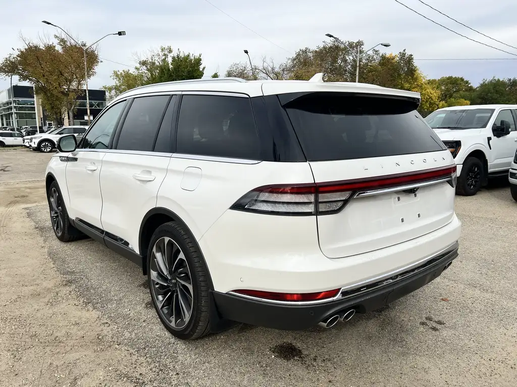 2020 Lincoln Aviator Reserve | Ambient Lightning | Garage Door Opener | — photo 6