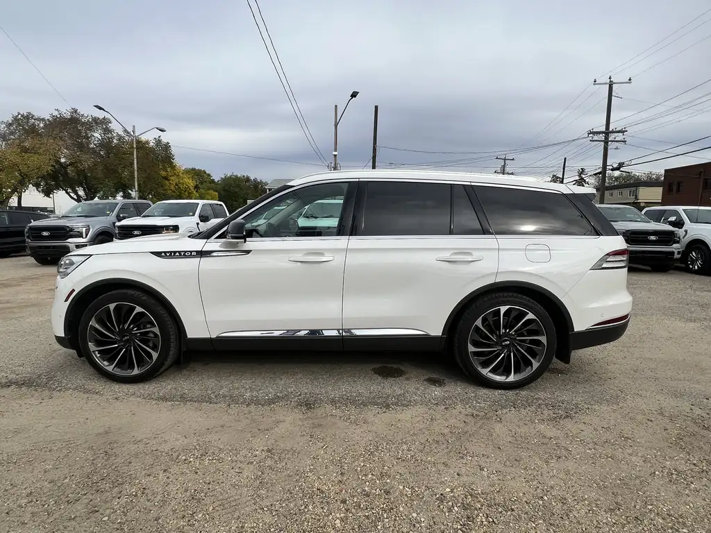 2020 Lincoln Aviator Reserve | Ambient Lightning | Garage Door Opener | — photo 5