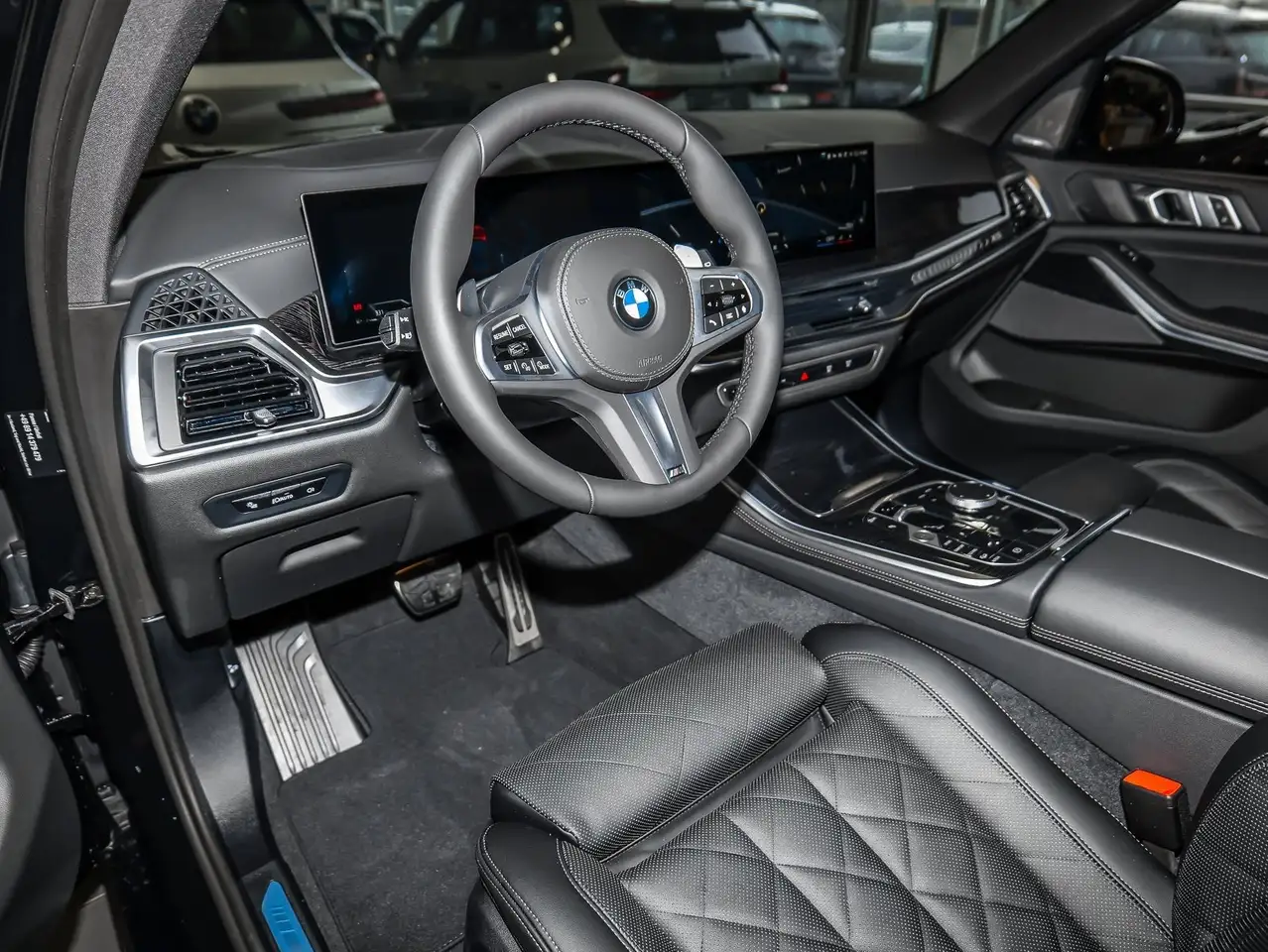 BMW X5 xDrive30d M Sport Pro AHK HUD DAProf PANO H/K 8