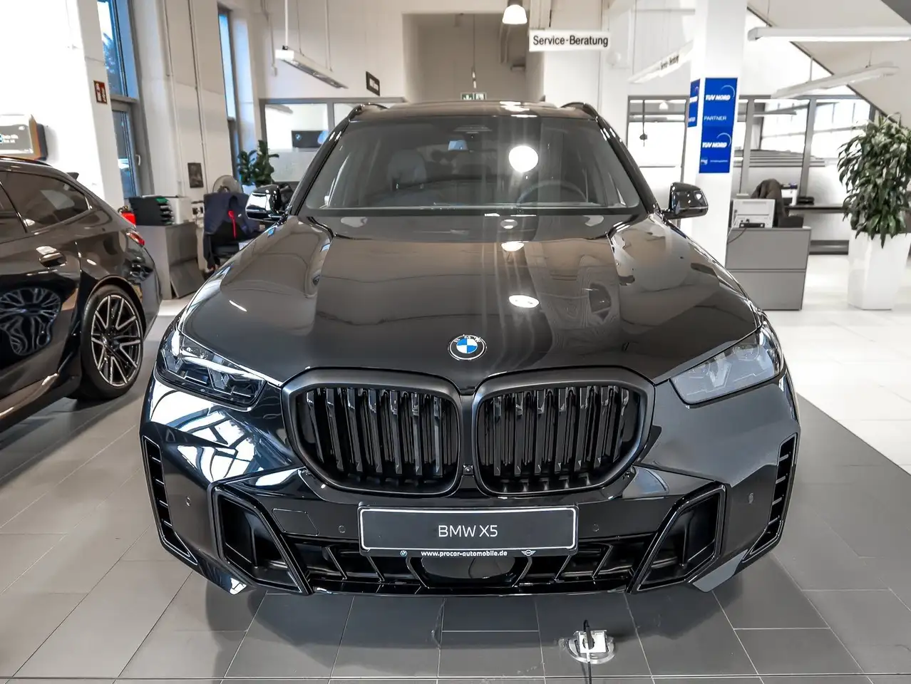 BMW X5 xDrive30d M Sport Pro AHK HUD DAProf PANO H/K 4