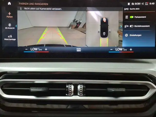 BMW 3 Series view 13