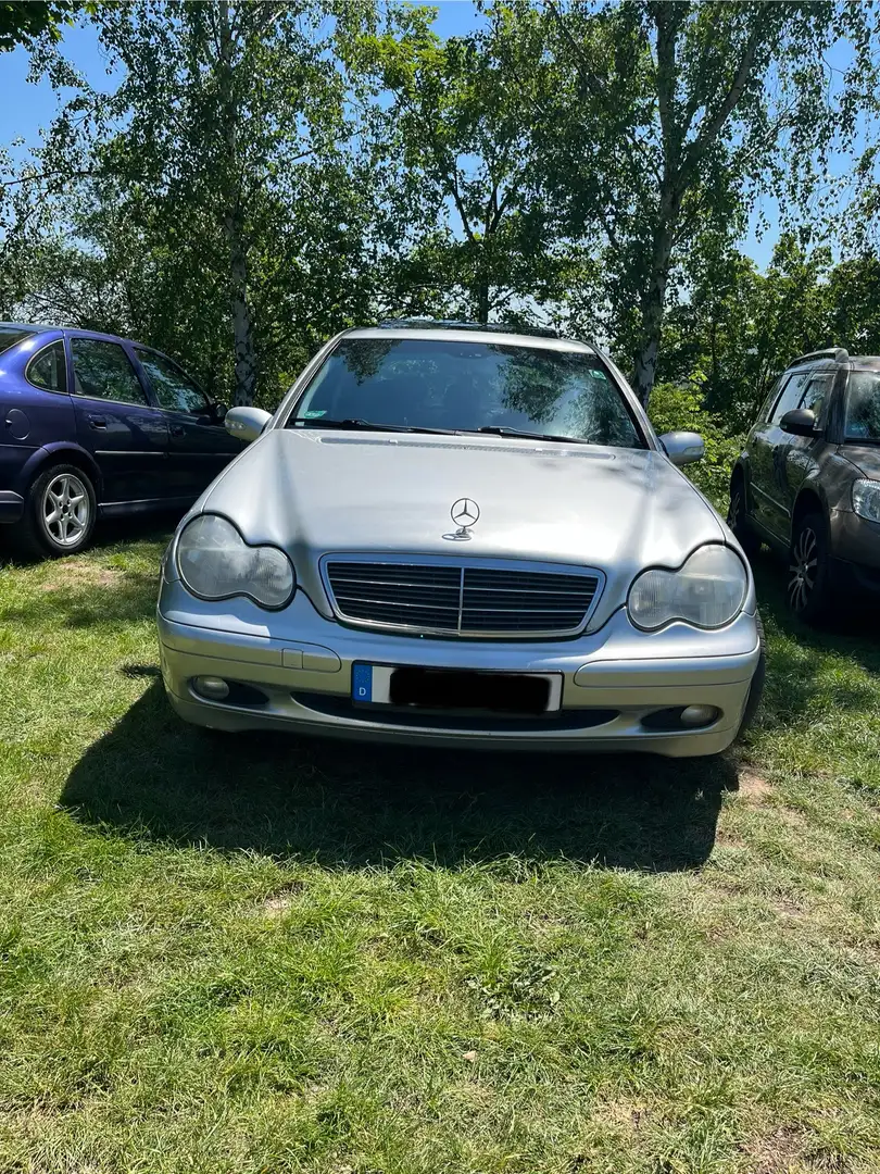 Mercedes-Benz C 180 Classic - 2