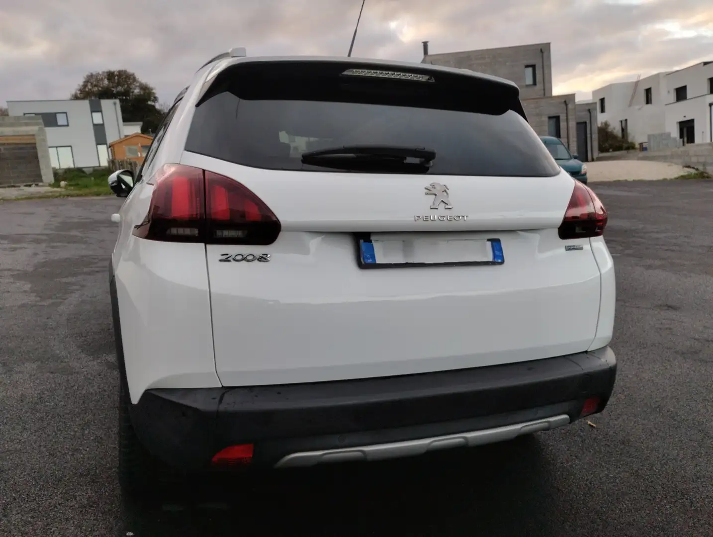 Peugeot 2008 2008 1.2 PureTech 110ch S Blanc - 2