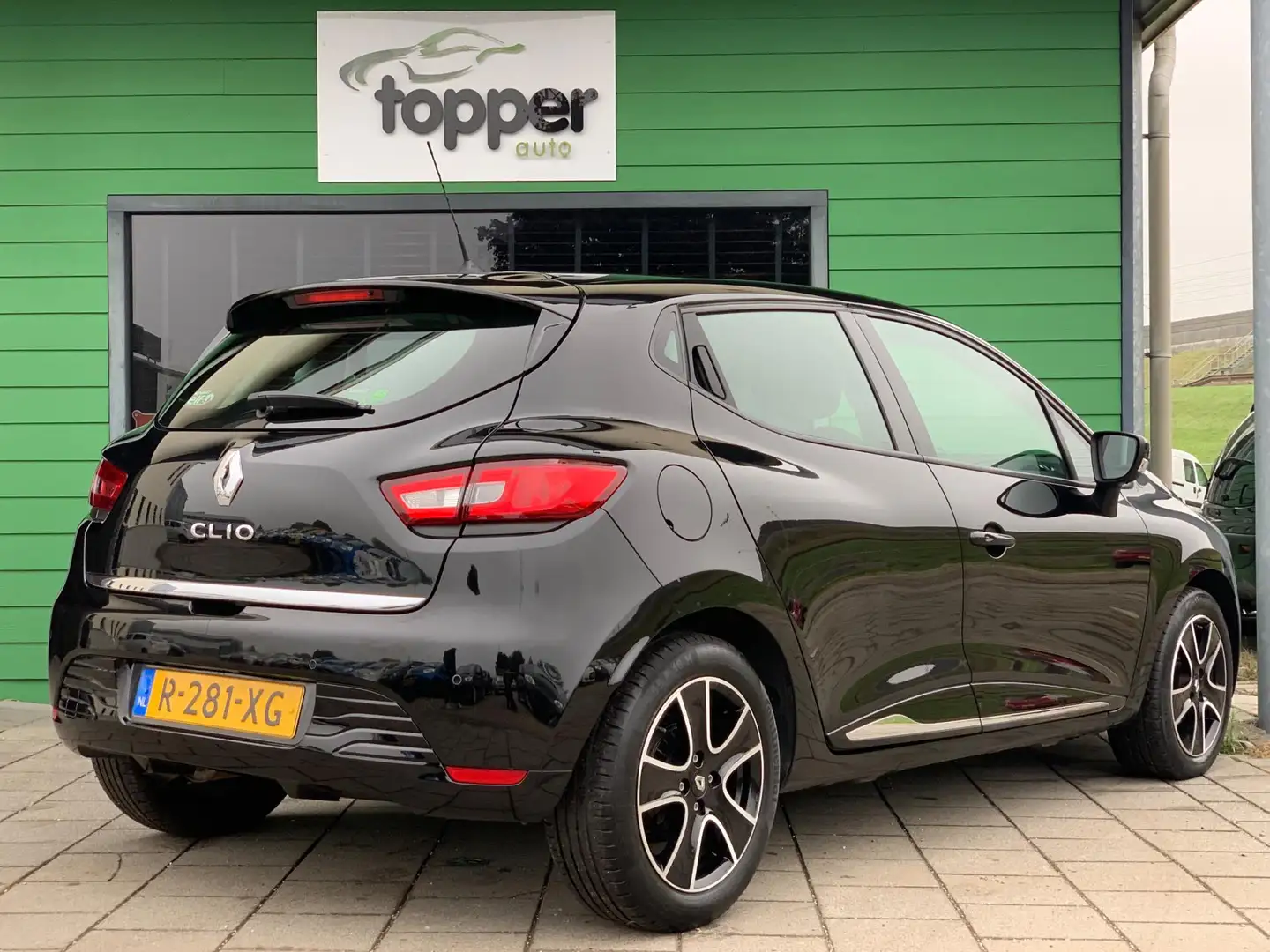 Renault Clio 1.2 GT | Automaat | Cruise Control | Navigatie | Zwart - 2