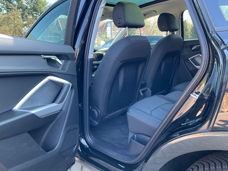 Audi Q3 35 TFSI S tronic,Panorama,LED,Carplay,Navi — photo 10