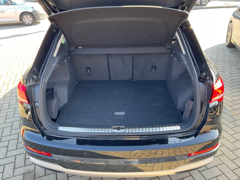 Audi Q3 35 TFSI S tronic,Panorama,LED,Carplay,Navi — photo 12