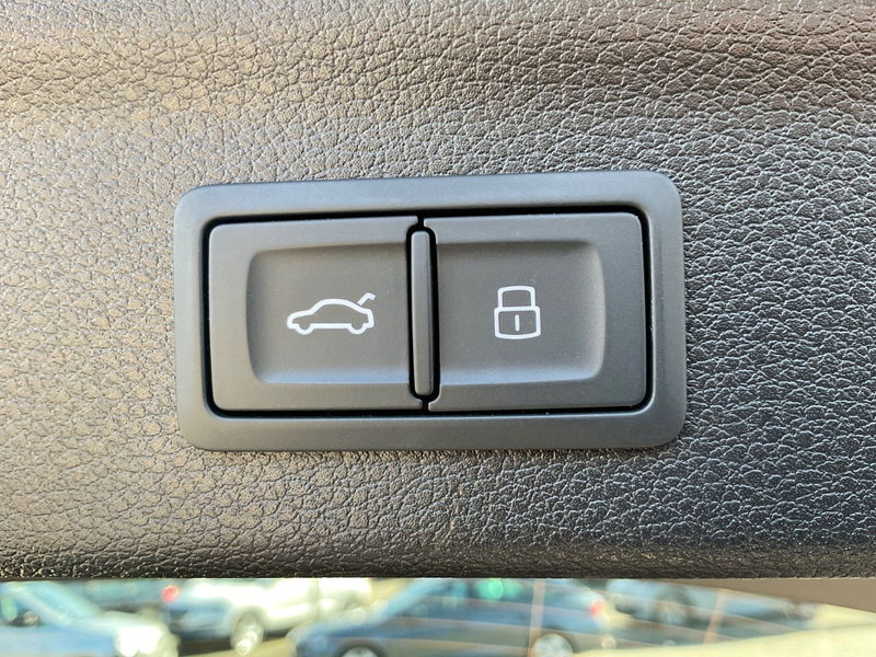 Audi Q3 35 TFSI S tronic,Panorama,LED,Carplay,Navi — photo 13