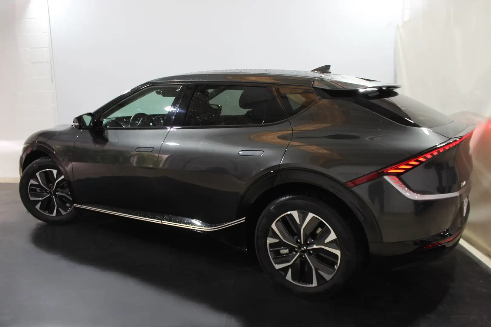 Kia EV6 Long Range Air RWD 168kW Gris - 2