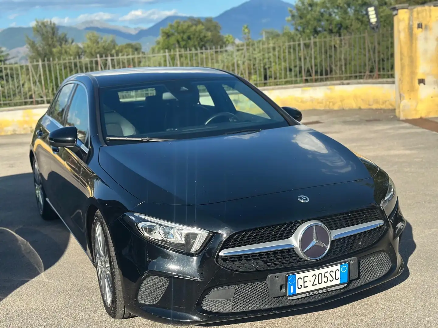 Mercedes-Benz A 180 d Premium - 1
