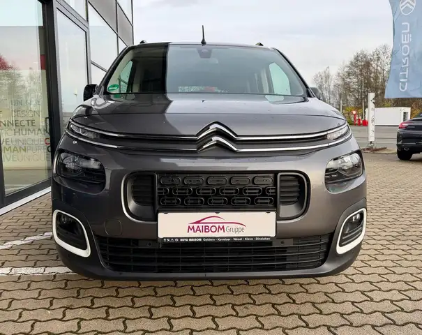 Citroen Berlingo 1.2 XL Shine EAT8  AHK, Navi