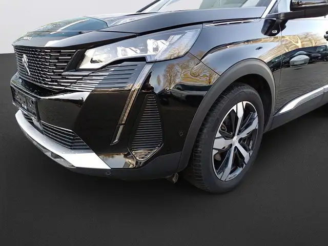 Peugeot 3008 view 9