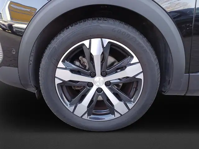 Peugeot 3008 view 8