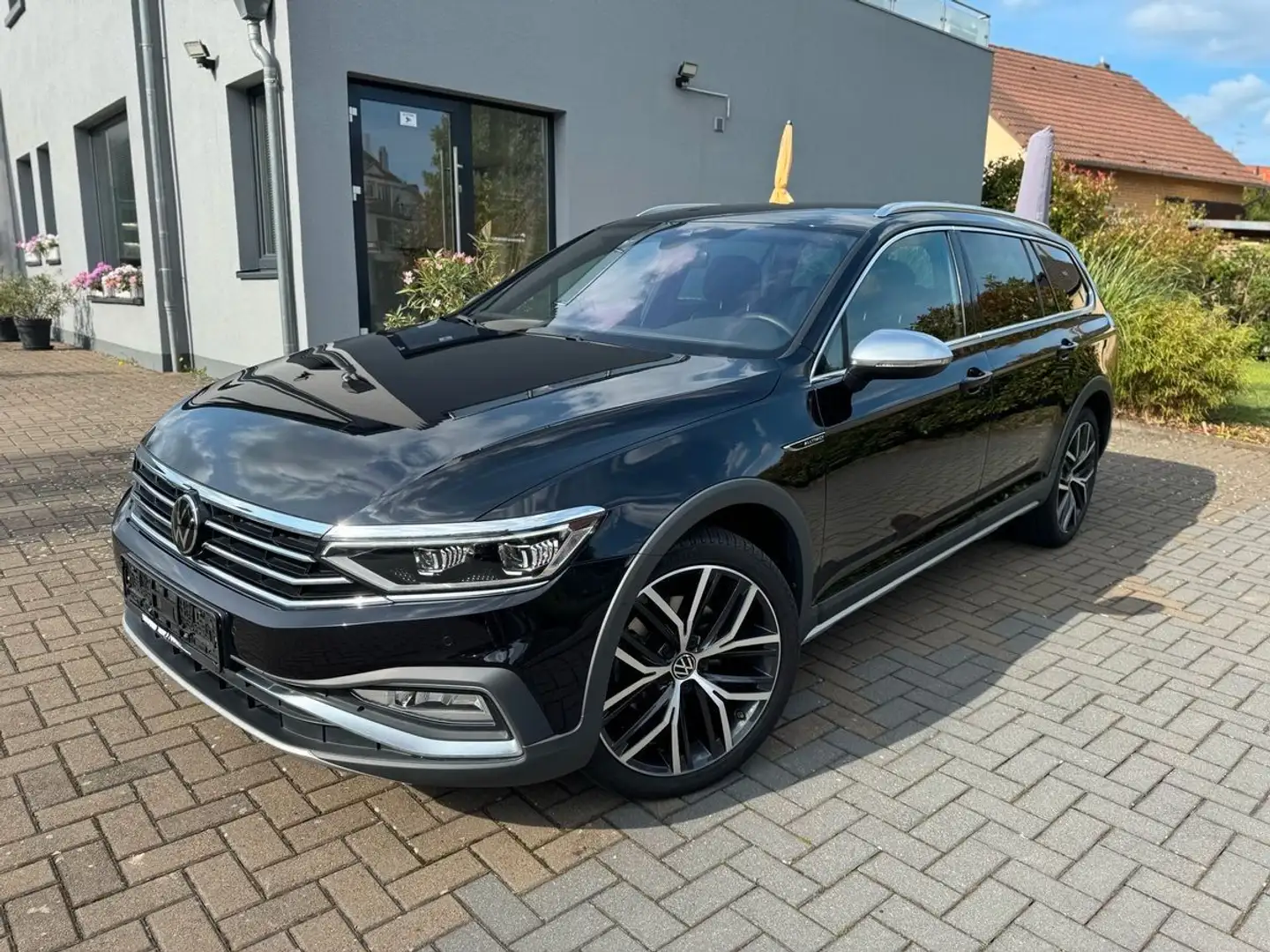 Volkswagen Passat Alltrack 2.0 TDI 4Motion Nero - 1