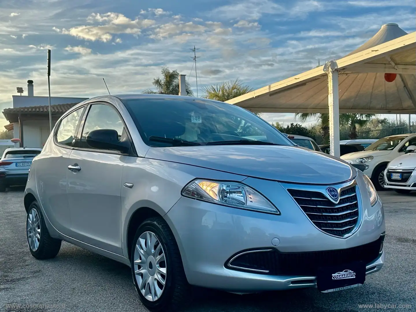 Lancia Ypsilon 1.2 69 CV 5p. GPL Ecochic Gold Grigio - 1
