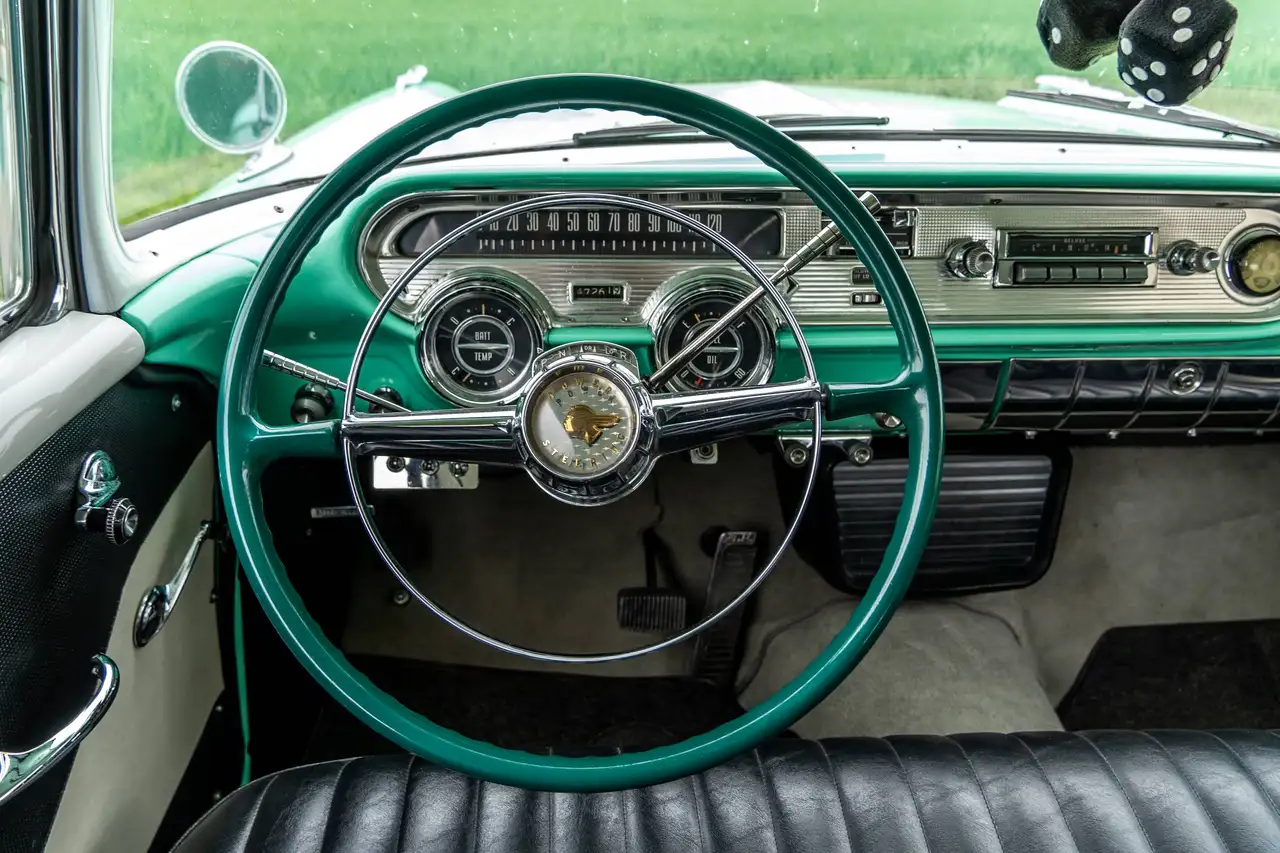 Pontiac 5.7 CHIEFTAIN V8 - 2 DOOR HARDTOP 1957 - RESTAURO TOTALE, foto 12