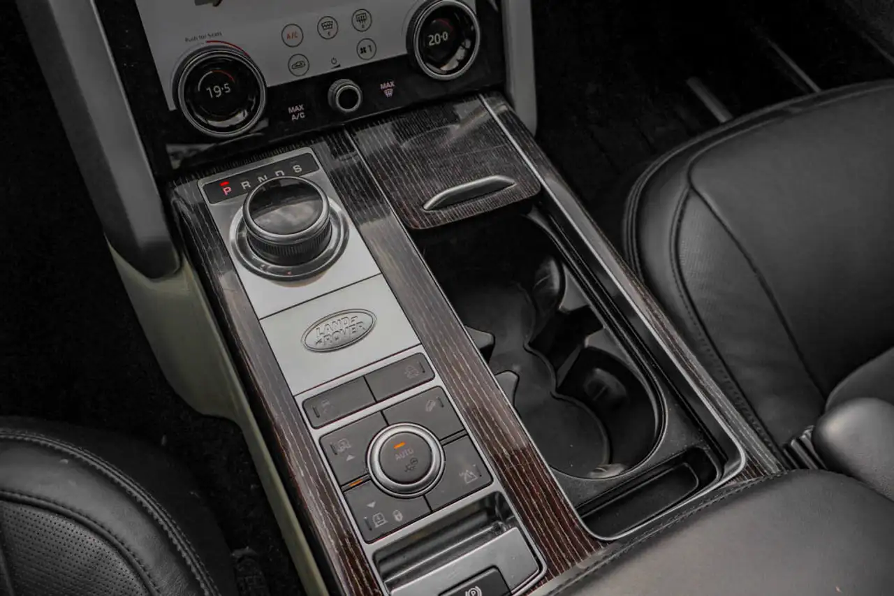 Land Rover Range Rover снимка Land Rover Range Rover