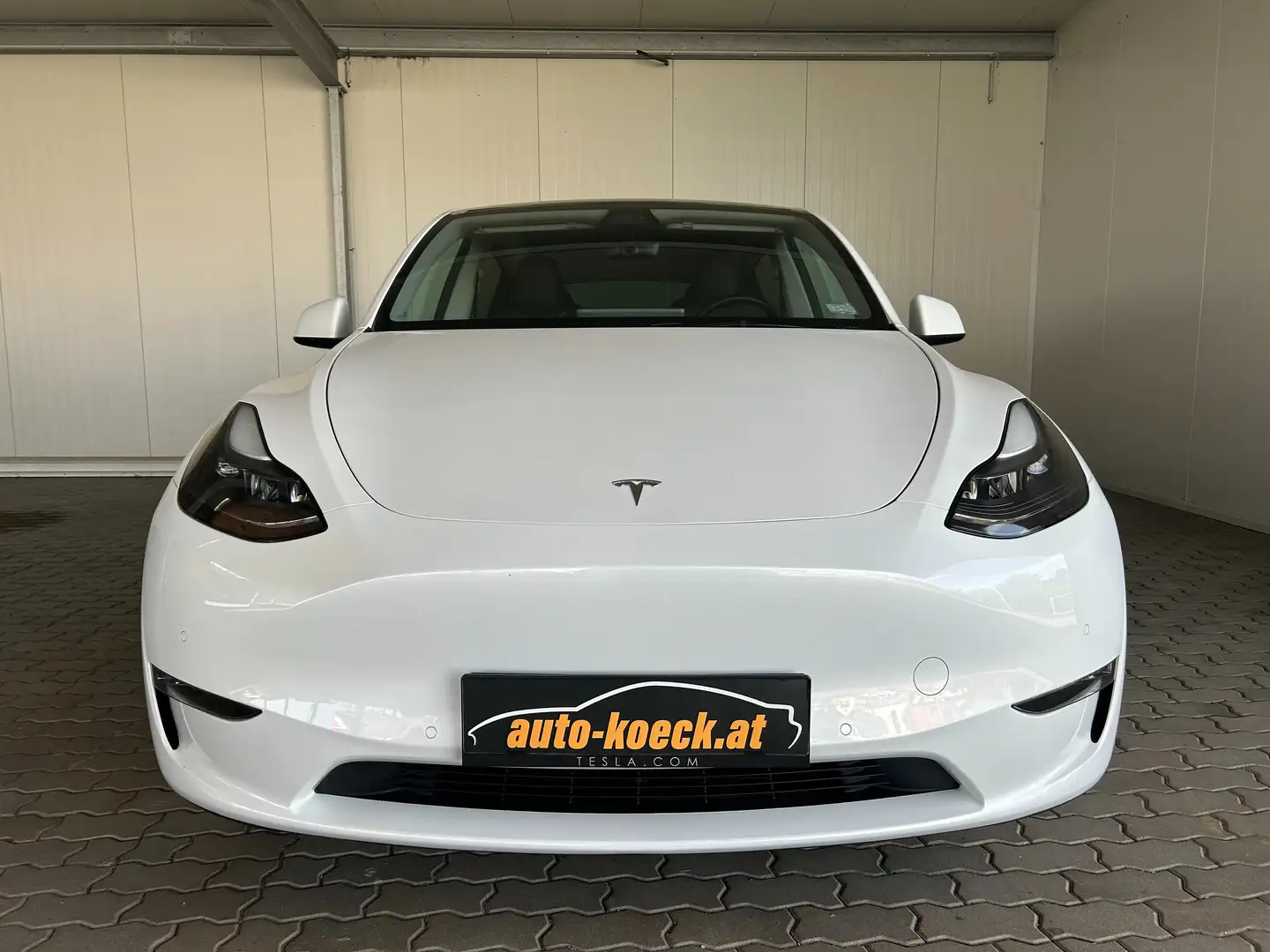 Tesla Model Y Long Range Dual AWD Bianco - 2