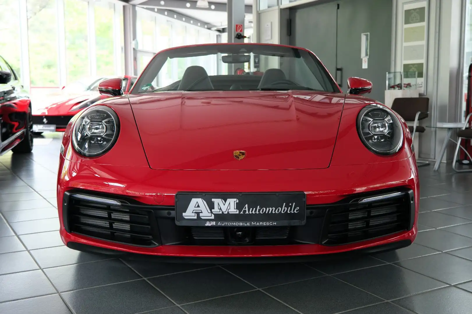Porsche 992 Carrera S Cabriolet Orig. 3'KM Deutsches Fz. Rood - 2