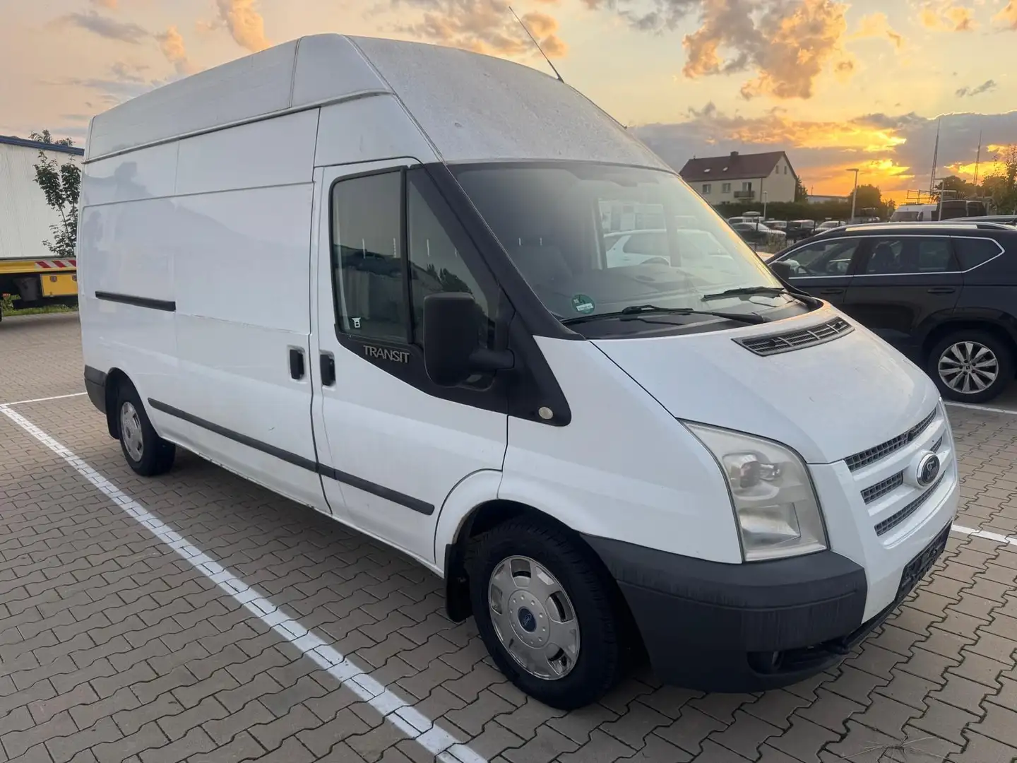 Ford Transit FT 300 L Trend LKW Weiß - 2