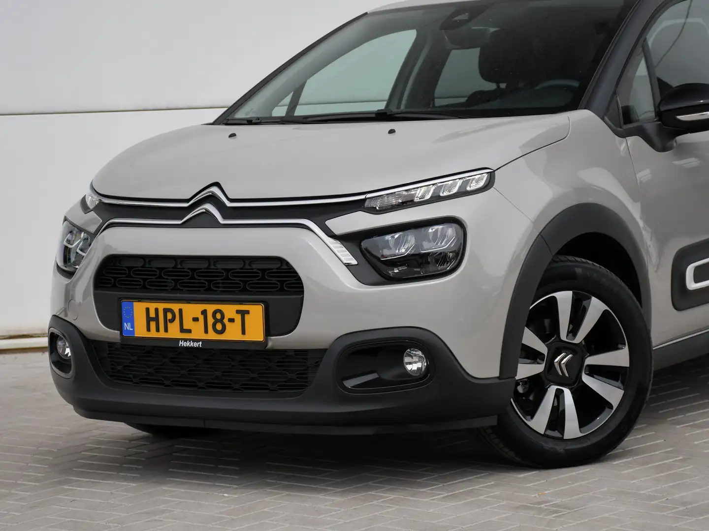 Citroen C3 Shine 1.2 PureTech 82pk APPLE CARPLAY | DAB | CRUI Grigio - 2
