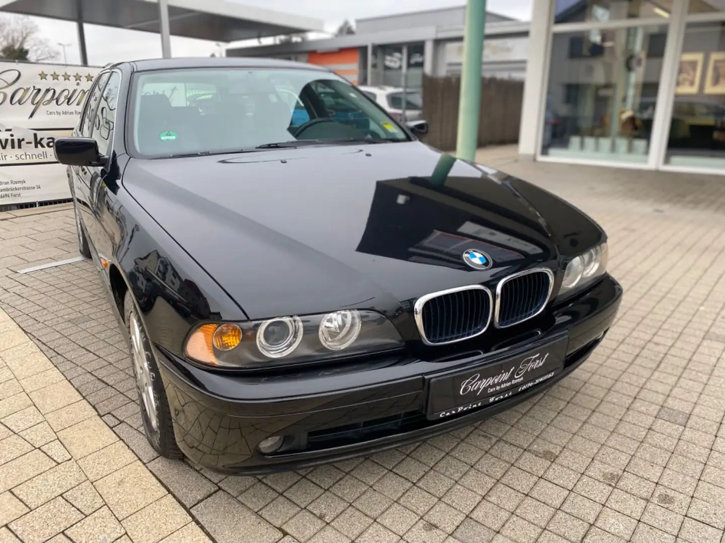 BMW 520 Baureihe 5 Touring 520i, 2.Hand, AHK,TüV NEU Schwarz - 2