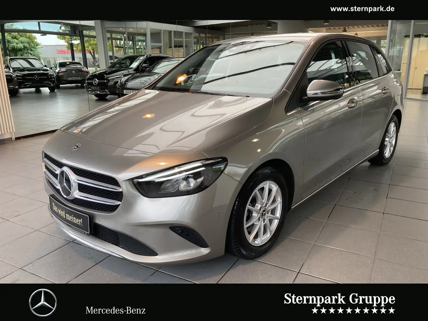 Mercedes-Benz B 180 B 180 AHK*Vario*Distro*LED*Kamera*Totwinkel*Ambi Silber - 1