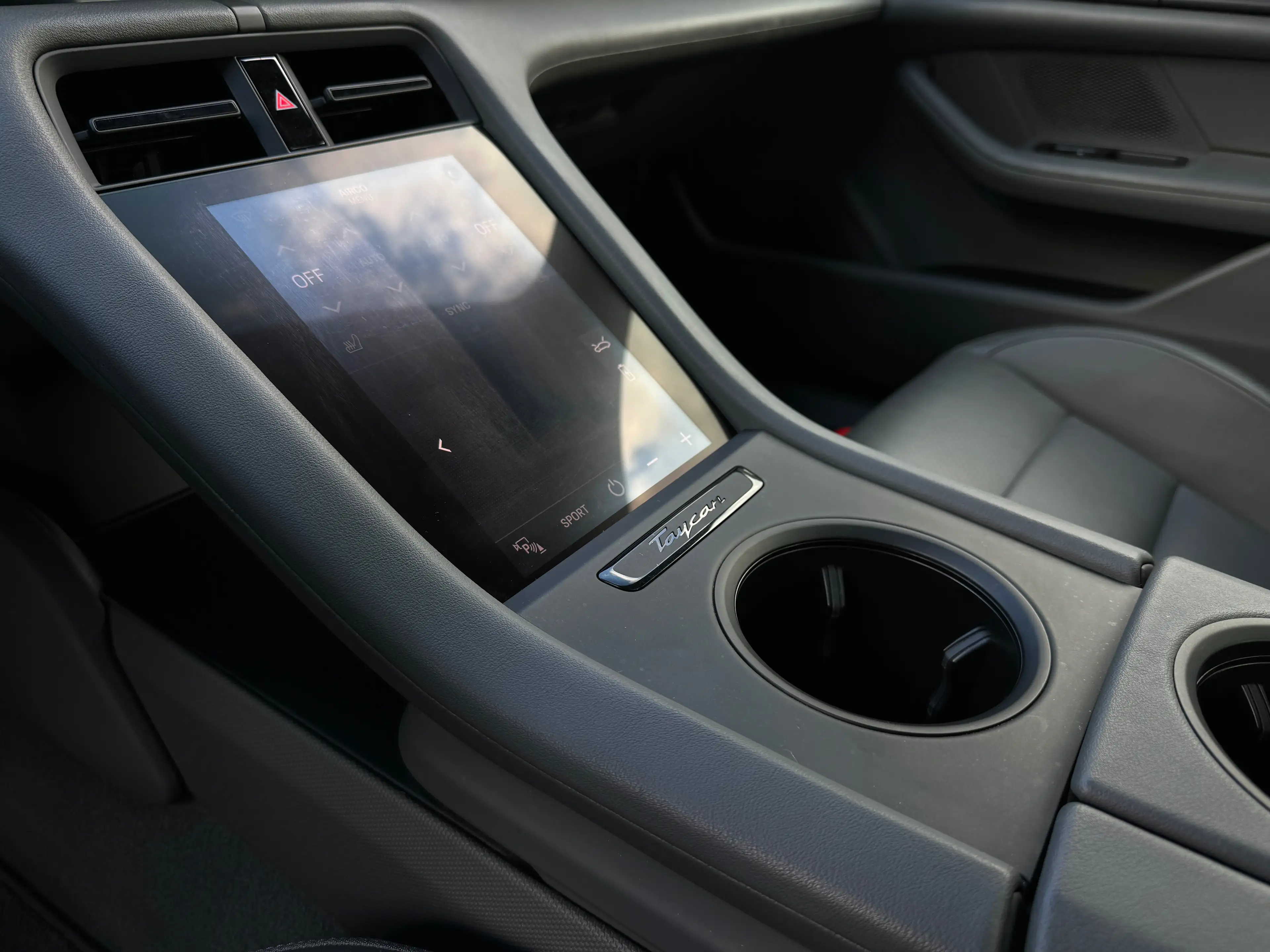 Porsche Taycan 4S - 79.2 kWh — photo 12