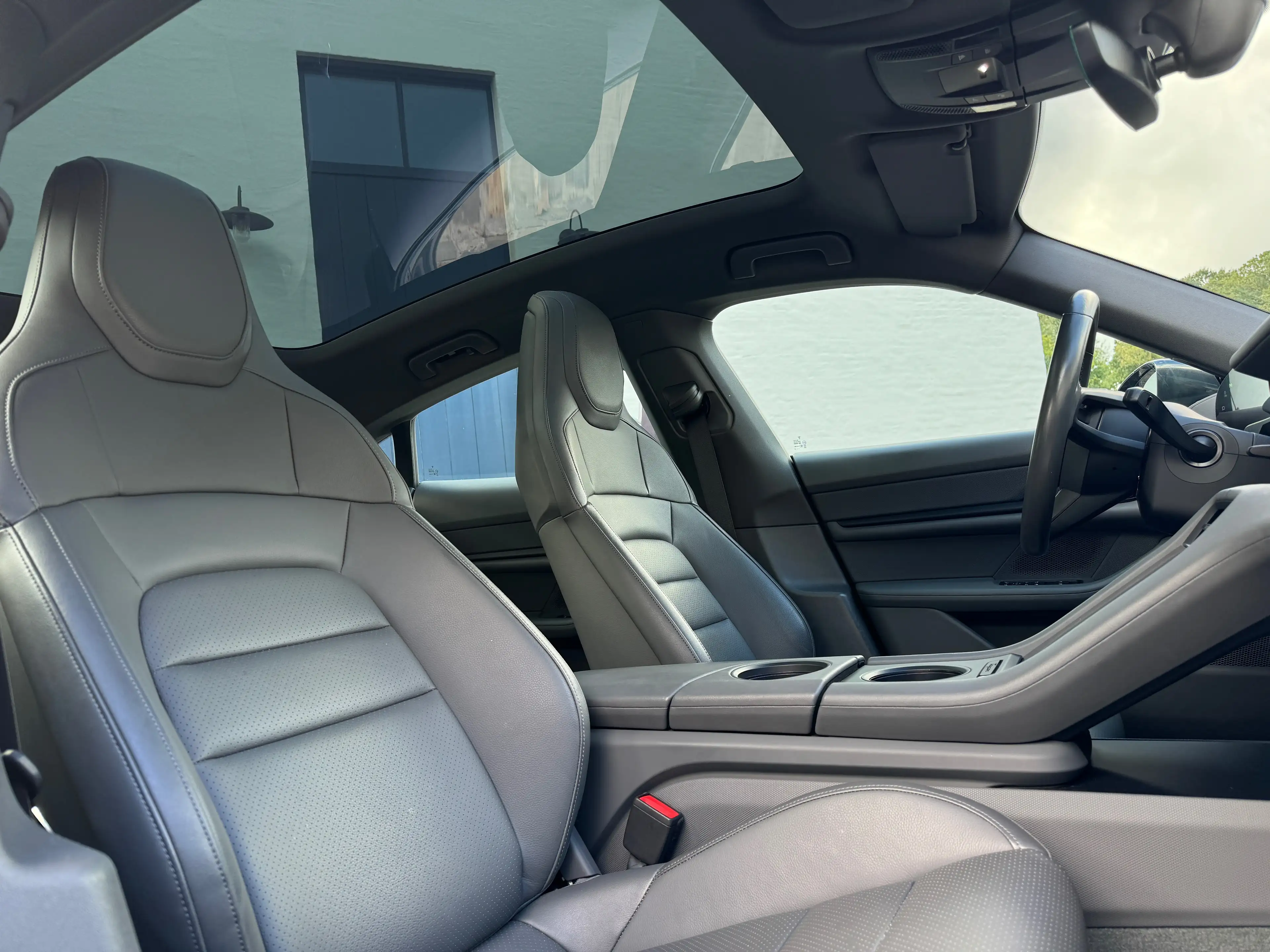 Porsche Taycan 4S - 79.2 kWh — photo 10