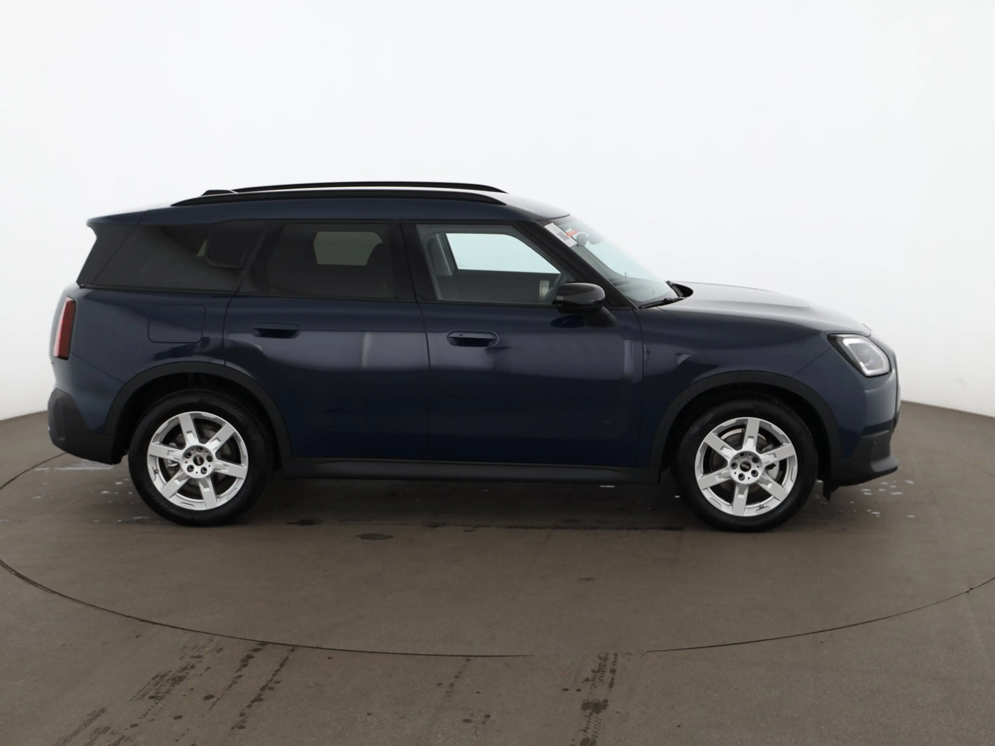 MINI Cooper D Countryman Countryman D Essential Trim Aut LED HEAD-UP R-CAM — photo 5