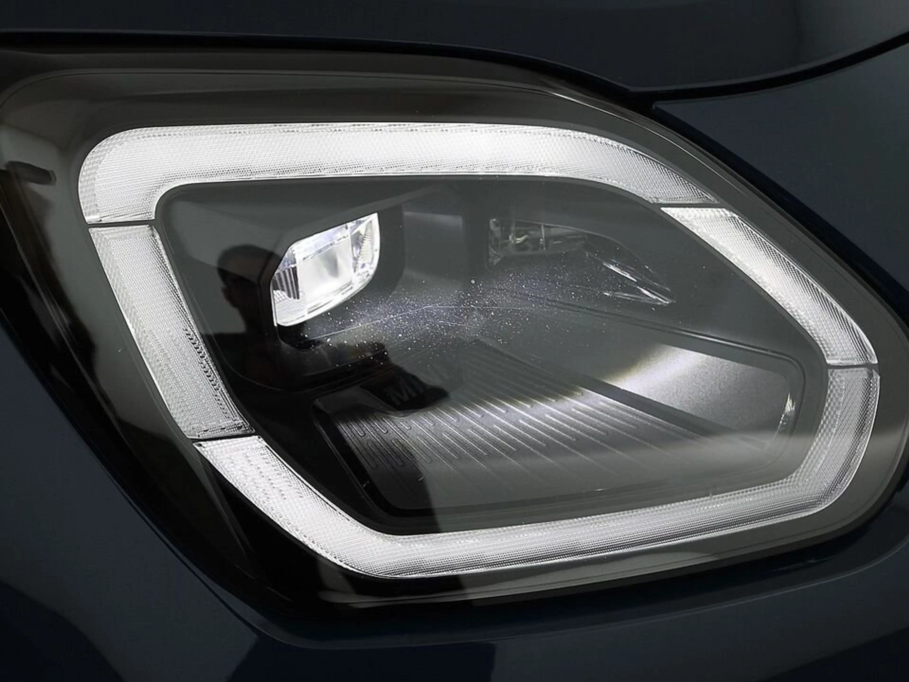 MINI Cooper D Countryman Countryman D Essential Trim Aut LED HEAD-UP R-CAM — photo 11