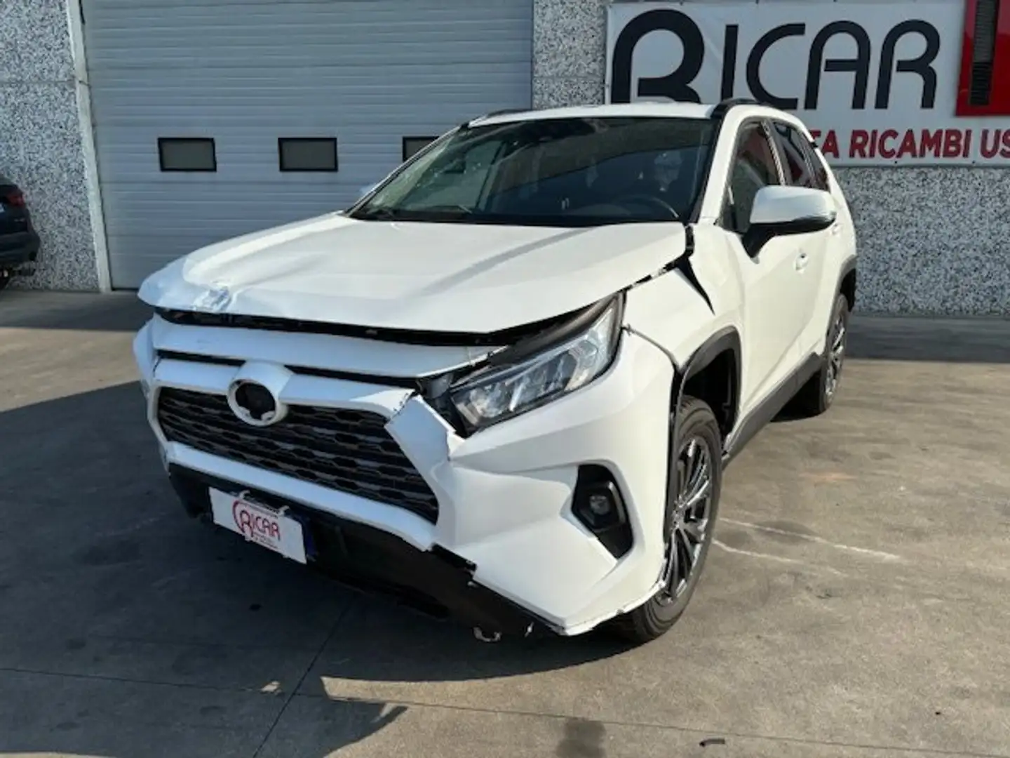 Toyota RAV 4 Rav4 2.5 vvt-ie h Adventure awd-i 222cv e-cvt - 2