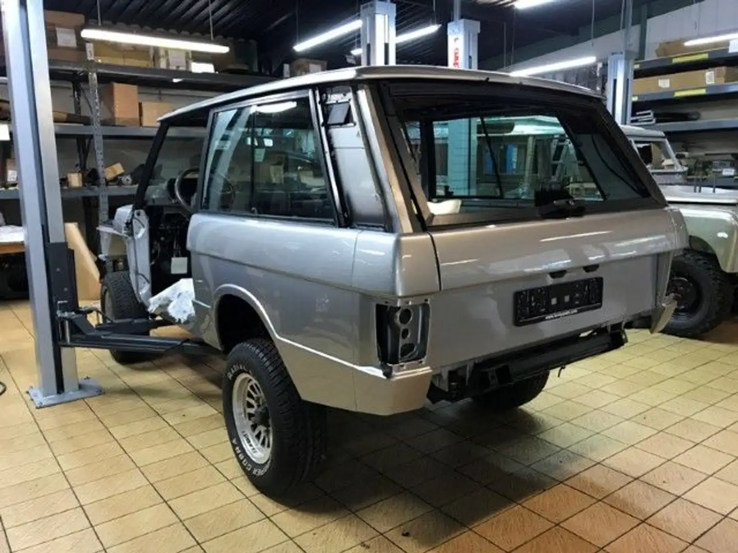 Land Rover Range Rover Classic Restauration Ezüst - 2
